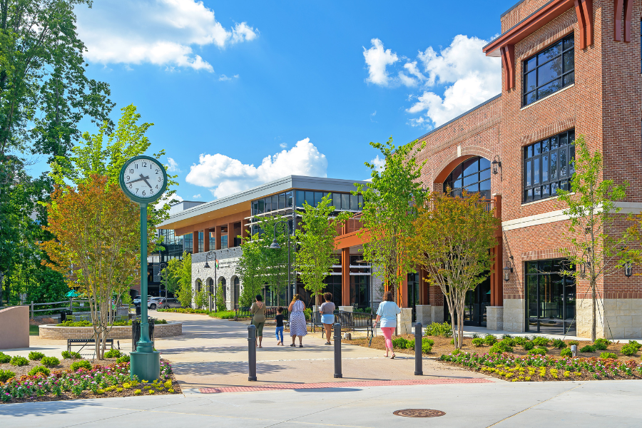 The Grove at Towne Center Welcome to The Tomlin Luxury Apartments Image 1